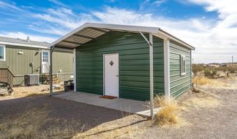 10 Seco Ct, Caballo, NM 87931