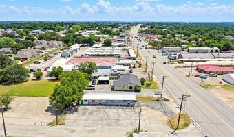104 N Line St, Weatherford, TX 76086