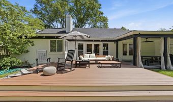 5902 WILSON Ln, Bethesda, MD 20817