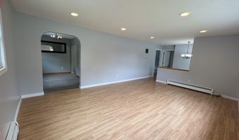 52 Forest Ave, Augusta, ME 04330