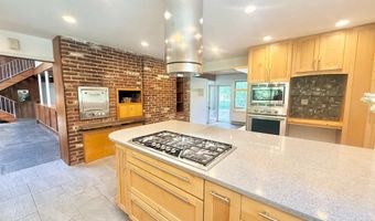 6819 SELKIRK, Bethesda, MD 20817