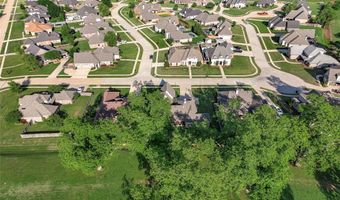 106 Pear Tree Ln, Benton, LA 71006