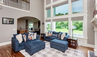 726 Stonegate Ct SW, Altoona, IA 50009