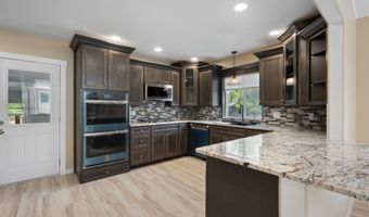 411 W 7th St, Anaconda, MT 59711