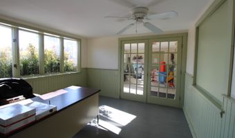 230 Searsport Ave, Belfast, ME 04915