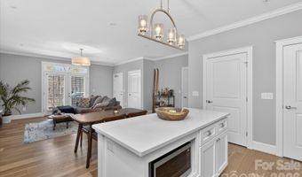 2151 Mcclintock Rd 112, Charlotte, NC 28205
