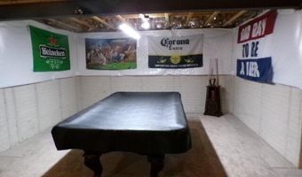 5294 Karst Cir, Ashville, OH 43103