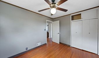102 Hillcrest Rd, Aurora, IN 47001