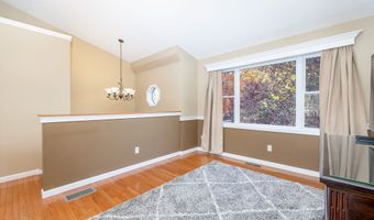 127 Curtiss St, Bristol, CT 06010