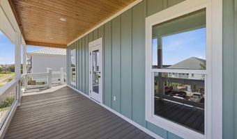 4062 Devon St, Bay St. Louis, MS 39520