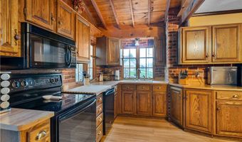 6370 Fairview Rd, Austintown, OH 44515