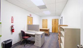 8 Chestnut Dr, Bedford, NH 03110