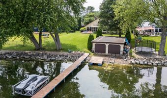 3154 Waucheeta Trl, Madison, WI 53711