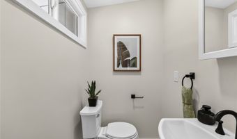 743 Akumu St, Kailua, HI 96734