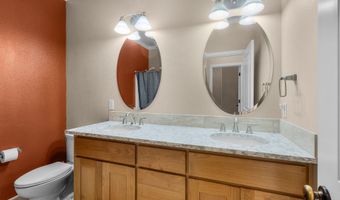 2612 NW Lemhi Pass Dr, Bend, OR 97703