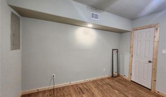 302 King Ave, Agua Dulce, TX 78330