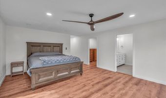 19448 SW SCHOLLS FERRY Rd, Beaverton, OR 97007