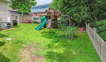 82 Main St, Blackstone, MA 01504