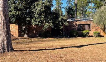 603 Town And Country Dr, Adel, GA 31620