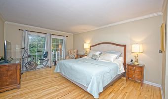 10 Birch Hill Rd, Albany, NY 12211