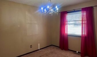 225 N Pringle Ave, Ash Grove, MO 65604