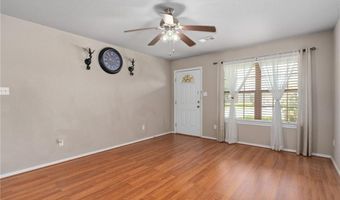 221 Regency Dr, Barling, AR 72923