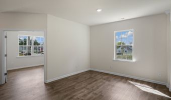 1052 Misty Creek Dr, Aberdeen, NC 28315