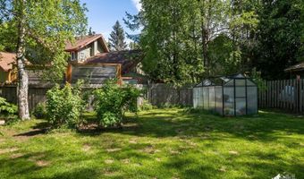 12811 Silver Spruce Dr, Anchorage, AK 99516
