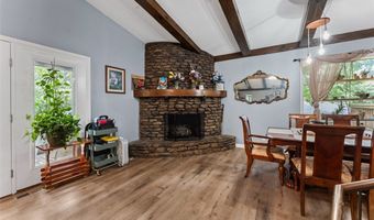 2 Blenheim Ln, Bella Vista, AR 72715