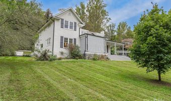 111 Rathfarnham Cir, Asheville, NC 28803