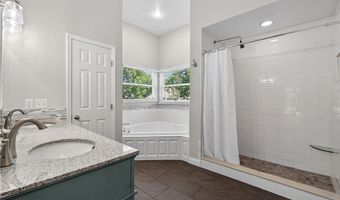 47 Stonehenge Dr, Bentonville, AR 72712