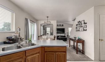 2039 Espana Way, Aurora, CO 80011