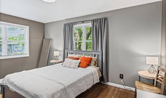 25 Edgecomb St, Albany, NY 12209