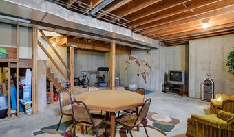 1611 Connemara Rd, Indianapolis, IN 46217