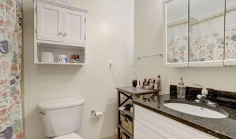 2101 N ROLFE St C, Arlington, VA 22209