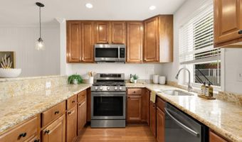 320 19TH St NE, Washington, DC 20002
