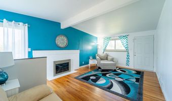 3117 DOUGLAS St, Cheyenne, WY 82009