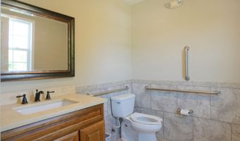 396 N Main St, Barnegat, NJ 08005