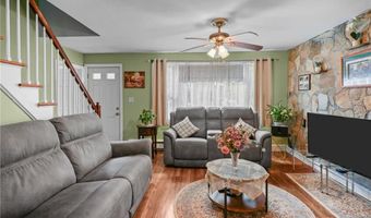 34 Aldrich Ave, Cranston, RI 02920