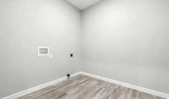 416 Beaver Tail Rd, Ash Grove, MO 65604