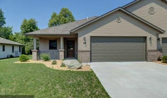 622 Pondhurst Dr, Amery, WI 54001