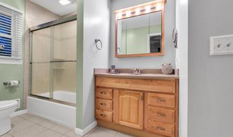 46 Bowline St, Beachwood, NJ 08722