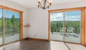 671 Kelso Woods Dr, Athol, ID 83801