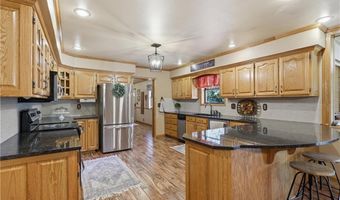 1426 E State Line Rd, Baxter Springs, KS 66713