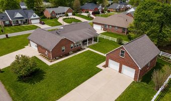 372 Brookside Dr, Algood, TN 38506