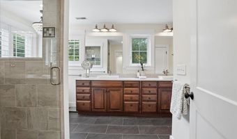 9 Victoria Rdg, Amherst, NH 03031