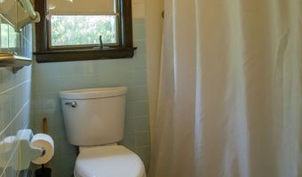 183 Crown St, Bristol, CT 06010