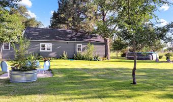 105 E Matador Dr, Adrian, TX 79001