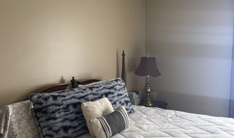 11 Stone St, Danbury, CT 06810
