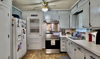 123 E Chestnut, Alderson, WV 24910